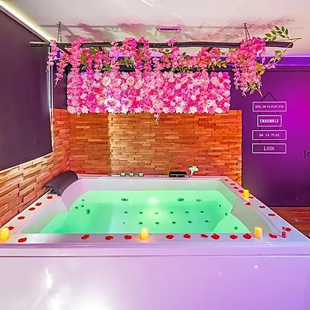 Sweet Dreams Jacuzzi Hotel Lissieu